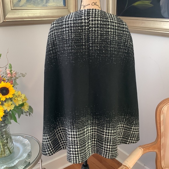 Ted Baker London Designer wool fall winter cape black PLAID TARTAN S M - Picture 8 of 12